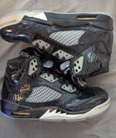 Jordon 5 Retro Doernbecher